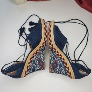 Cabi Wedge Sandals Blue Boho Ankle Wrap Size 9